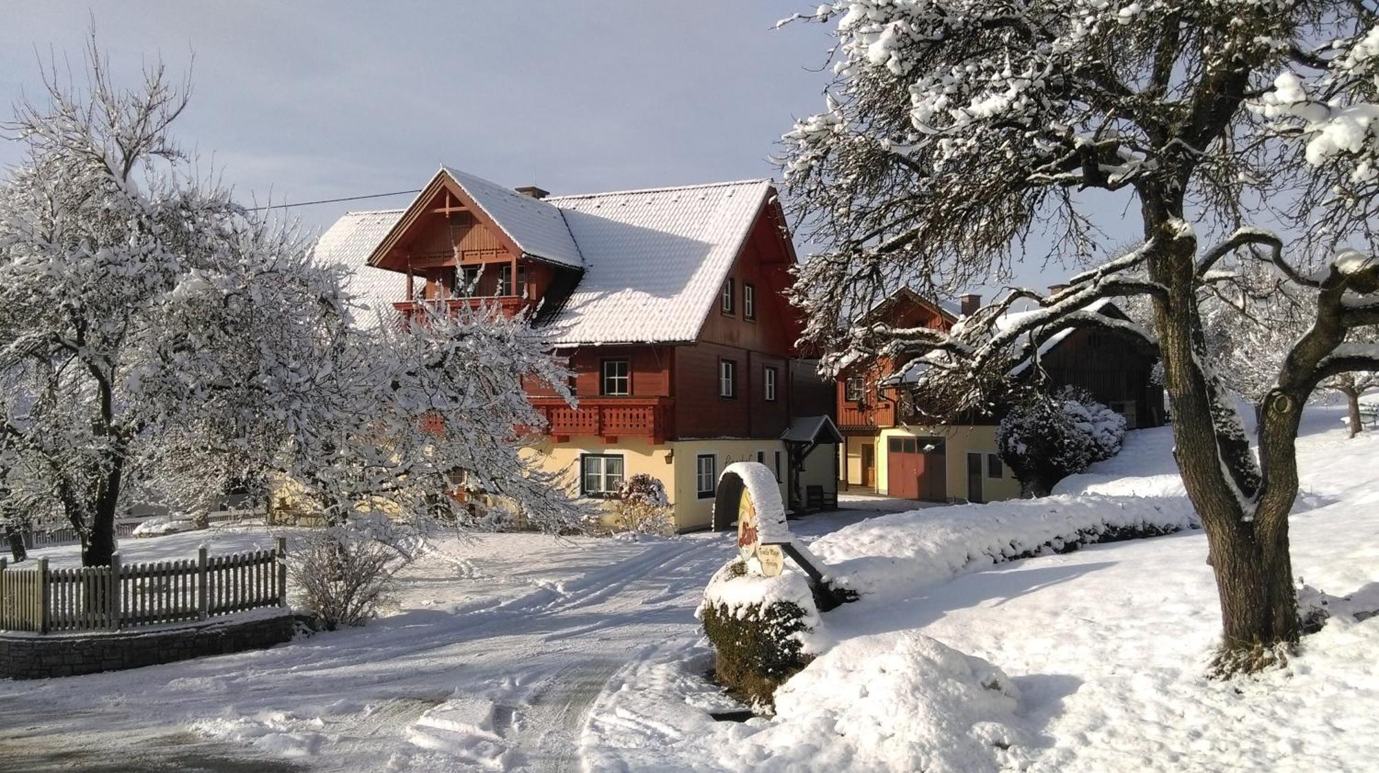 Linarhof Apartment Urlaub Am Bio Bauernhof Хаус им Енщал Екстериор снимка