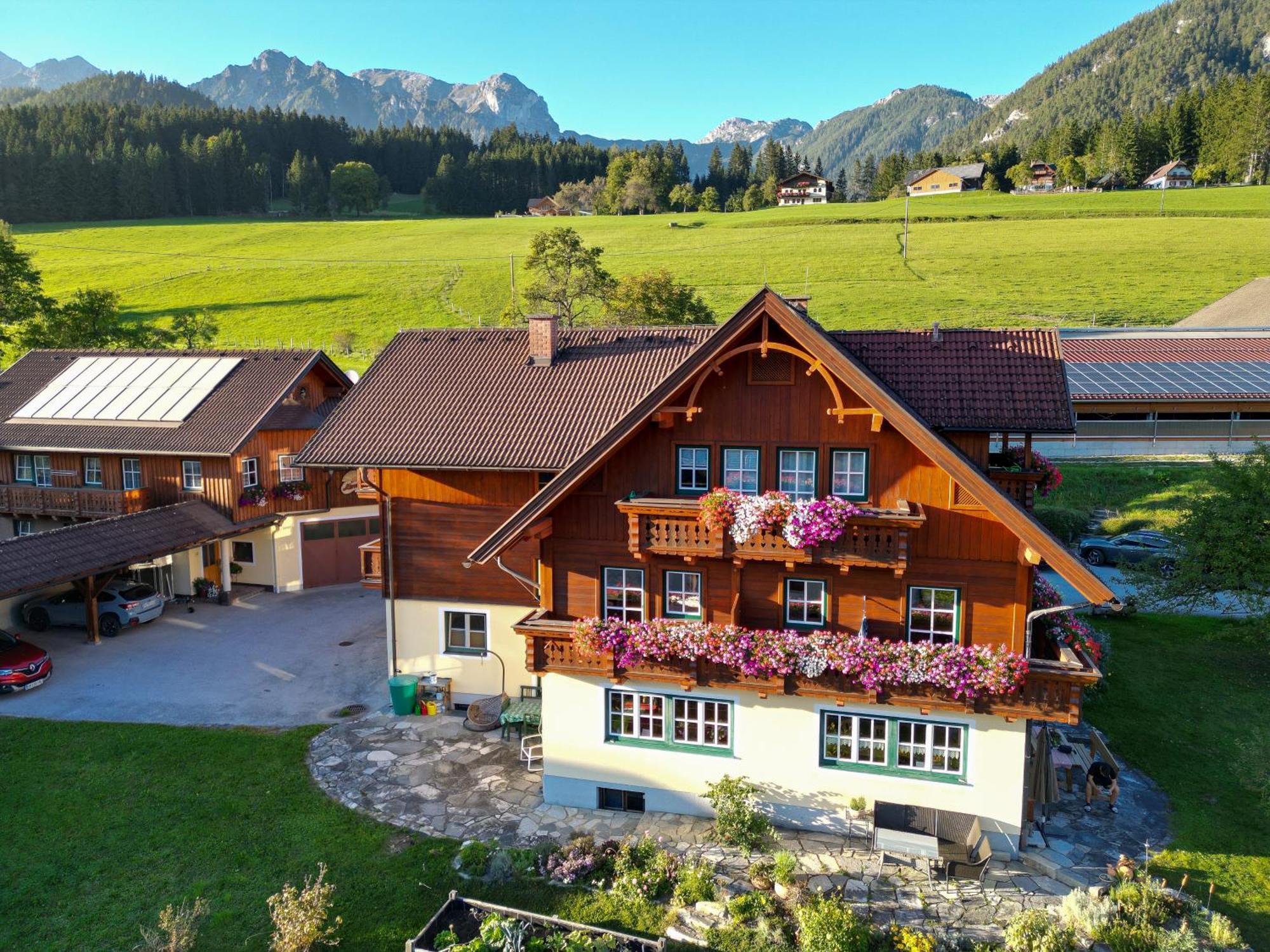 Linarhof Apartment Urlaub Am Bio Bauernhof Хаус им Енщал Екстериор снимка