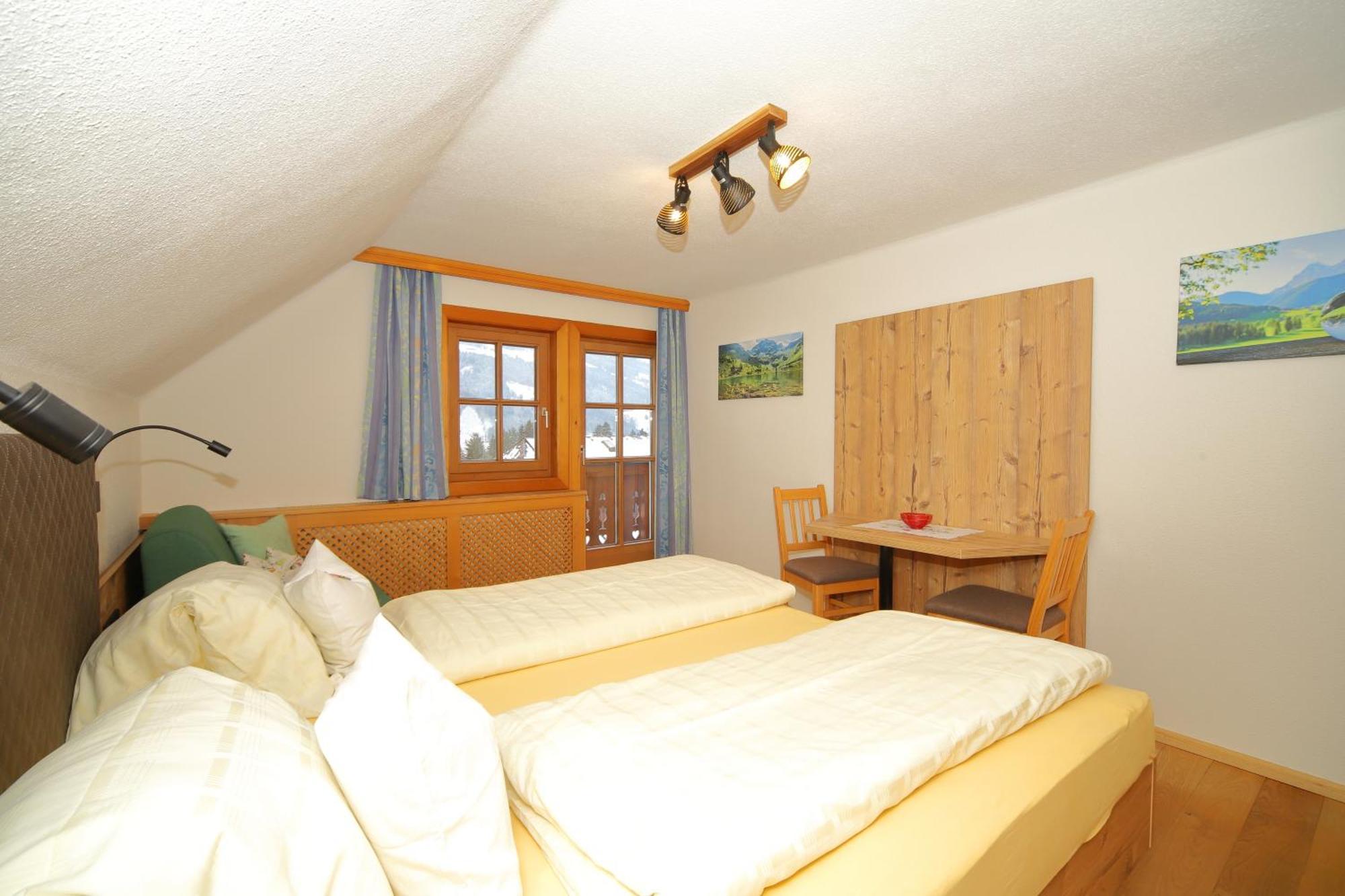 Linarhof Apartment Urlaub Am Bio Bauernhof Хаус им Енщал Екстериор снимка